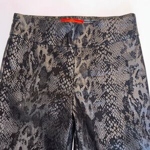 Women's Black Skinny Ankle Pants - Subtle Snake Texture